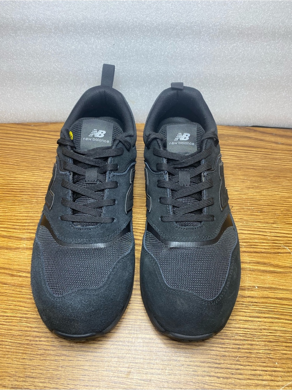New Balance Elite Lite SD Work Sneakers All Black Composite Toe Men’s Size 11